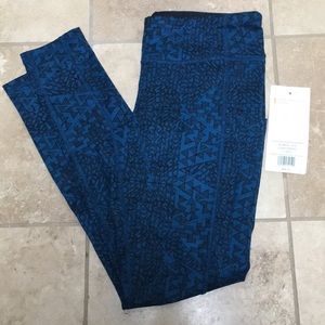 Lucy Athletic Power train pocket legging